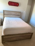 Lonan Collection Natural Wood 4pc Bedroom Set